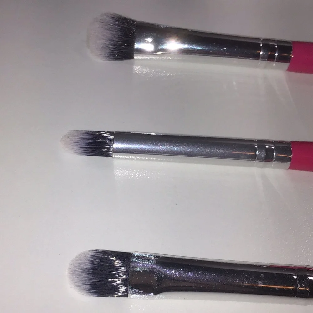 La beaute soi six Pink Makeup Brushes NEW